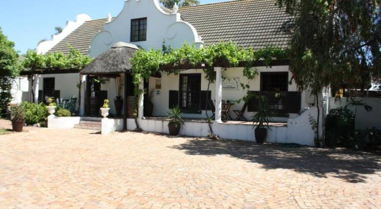 The Vinelands on Alpha Guest House