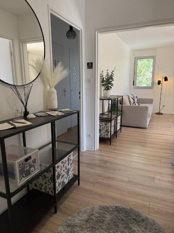 Charming rental apartment with patio | Pets are welcome in Dijon