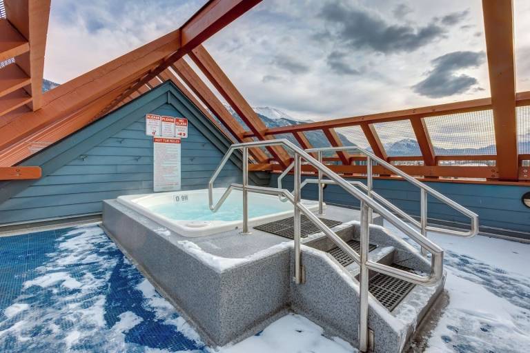 Condo Canmore