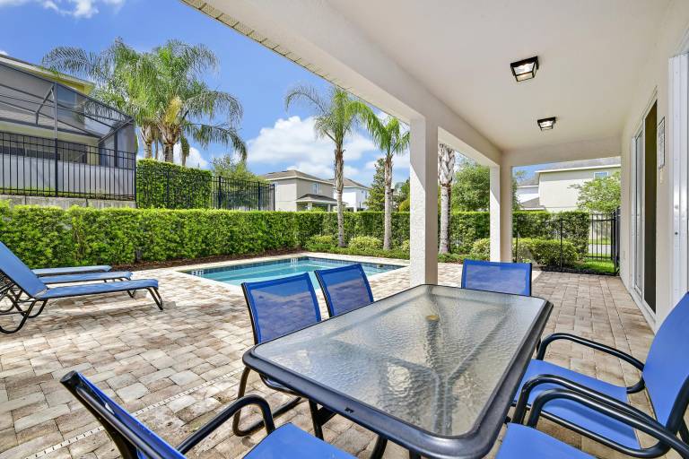 Family-oriented big house with private pool | Pet-friendly — photo 3
