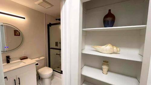 Queen Boutique Rooms