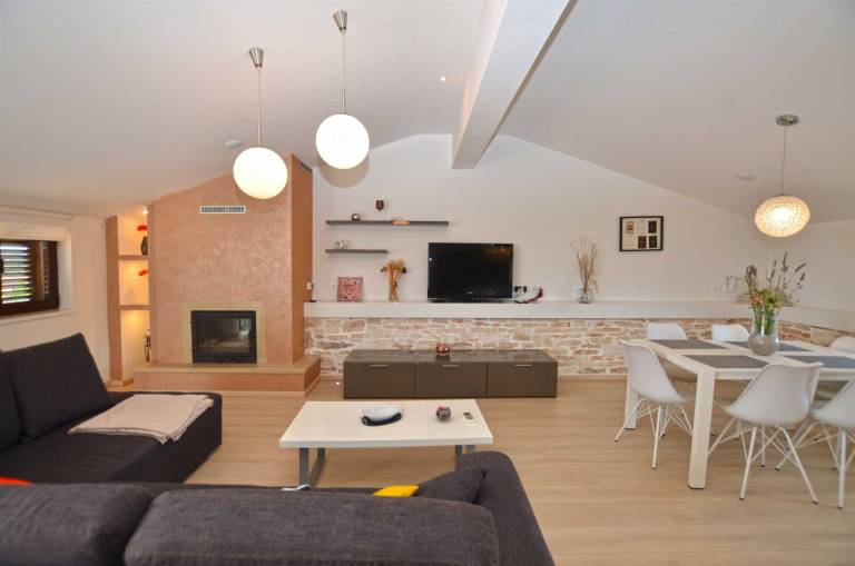 Holiday apartment with patio — photo 5