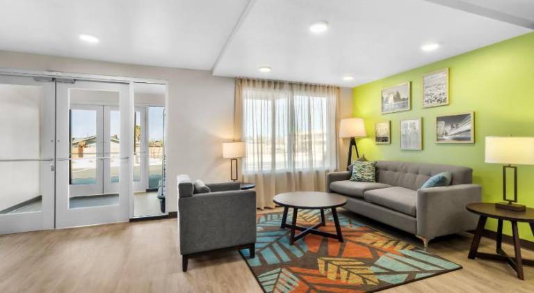 WoodSpring Suites Palmdale - Lancaster — photo 2
