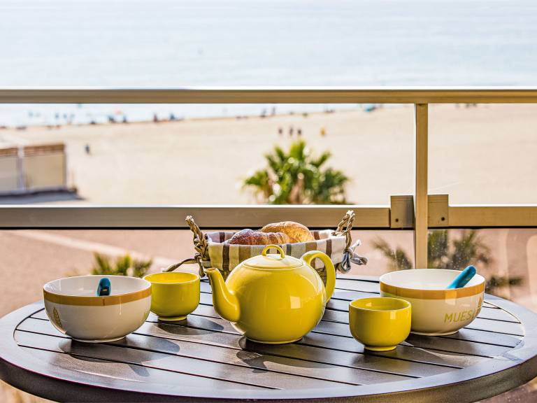 Pleasant apartment with terrace | Sea view | Next to the beach | Pets are welcome — photo 2