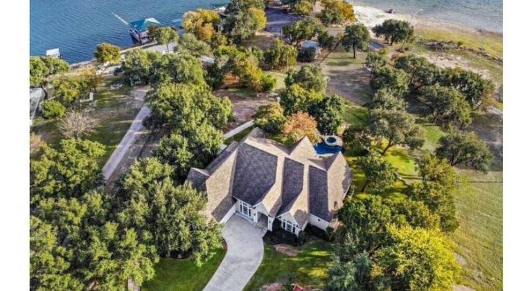 372 m&sup2; Ferienhaus