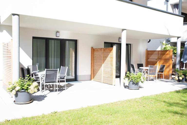 Apartment with yard, terrace & sauna in Schladming