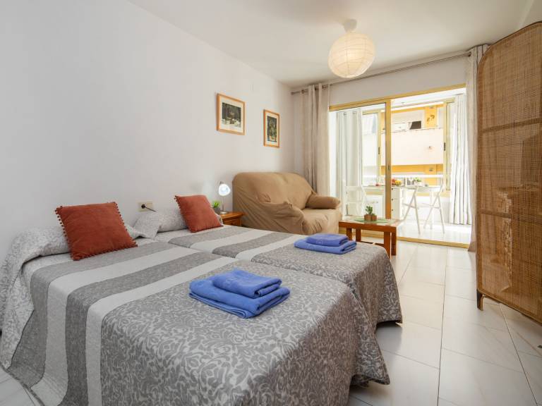 Rental apartment with terrace | Beach nearby | Pets are welcome — photo 3