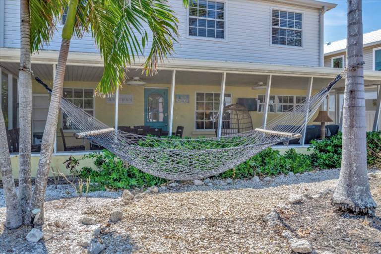 Children-friendly house with private pool, hot tub & grill | Beach nearby | Pet-friendly — photo 5