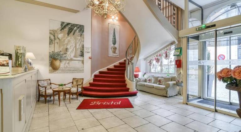 Brit Hotel Bristol Montbeliard Centre — photo 2