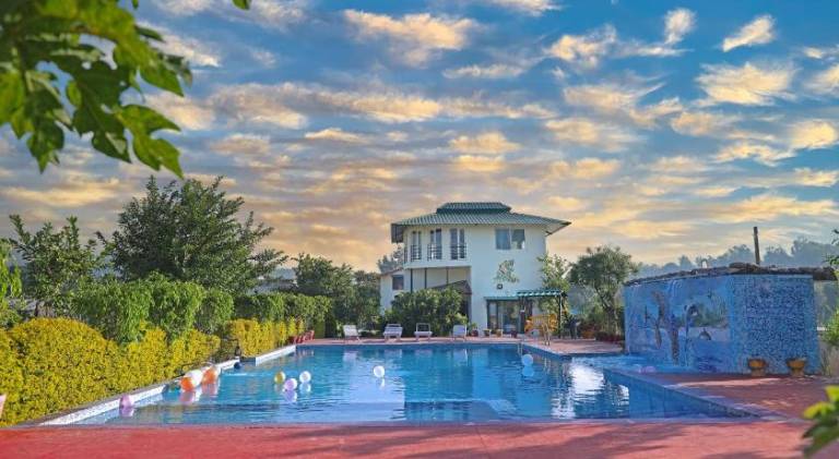 Corbett Treat Resort — photo 3