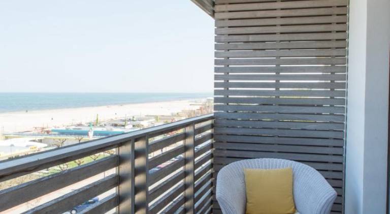Kiss Beachfront Hotel & Restaurant in Cesenatico