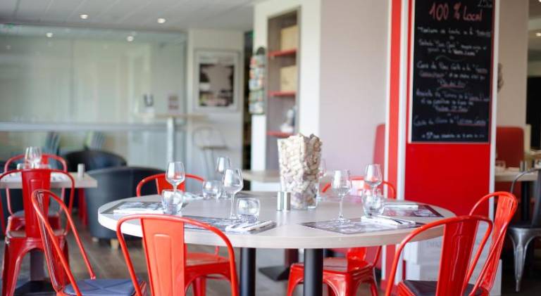 Brit Hotel Toulouse Colomiers – L’Esplanade — photo 5