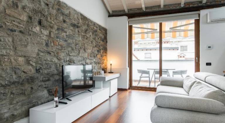 Lovely apartment | Next to Como Cathedral | Dogs allowed — photo 2
