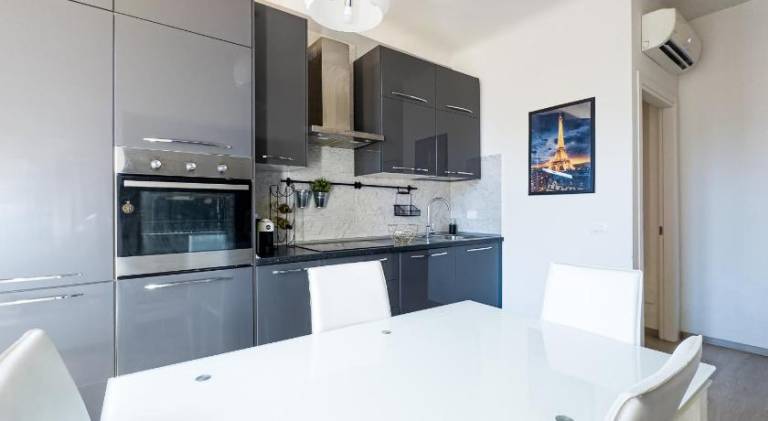 Rental apartment with 2 rooms for 4 persons — photo 4