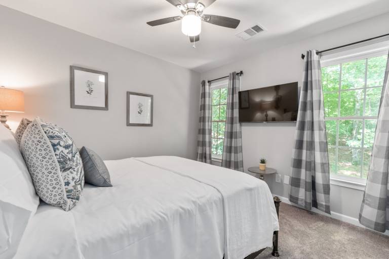 Family-friendly vacation home | Pets are welcome — photo 4