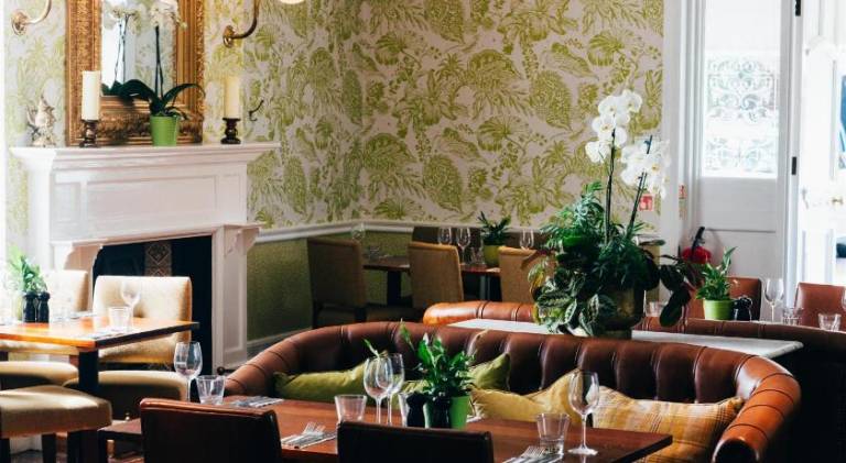 Embankment Hotel — photo 3
