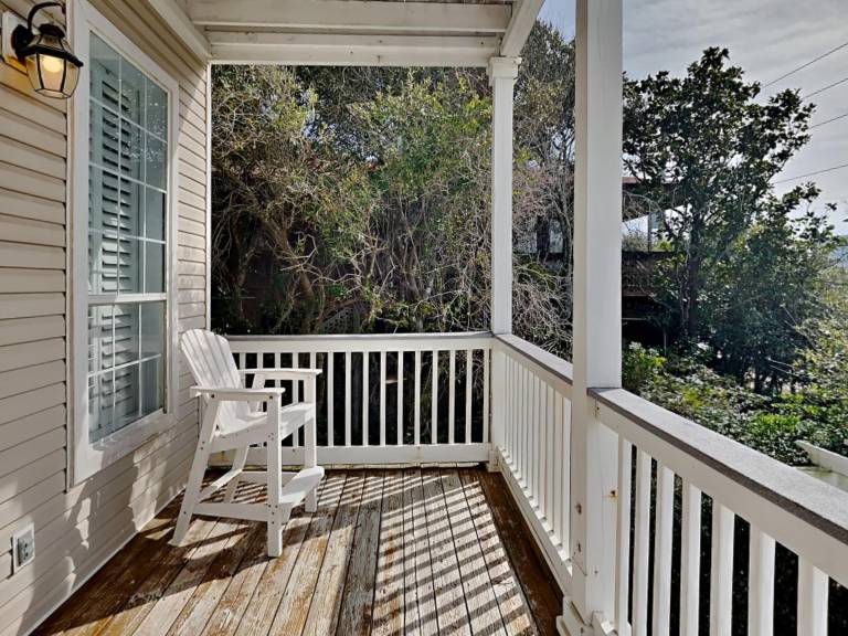 Camellia House — photo 3
