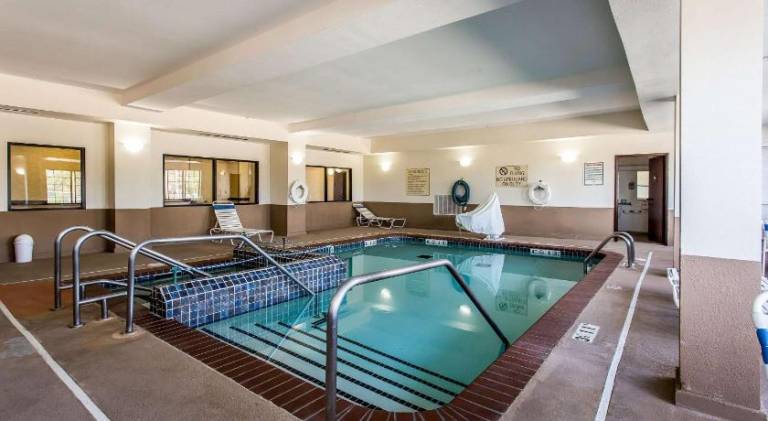 Quality Inn & Suites Guymon East — photo 5