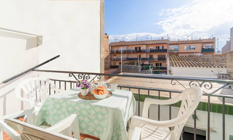 Charming holiday apartment with patio | Close to the beach | Pets are welcome — photo 2