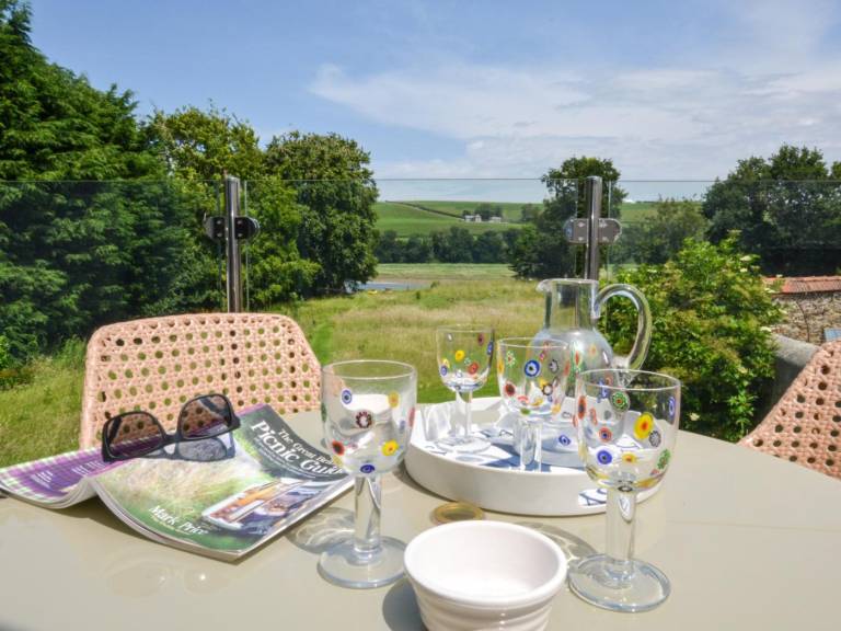 Cottage with garden | Water view | Dogs allowed — photo 5