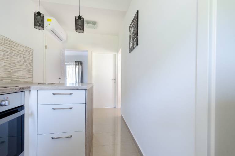 Charming apartment with yard & terrace | Sea view | Pets are welcome — photo 5