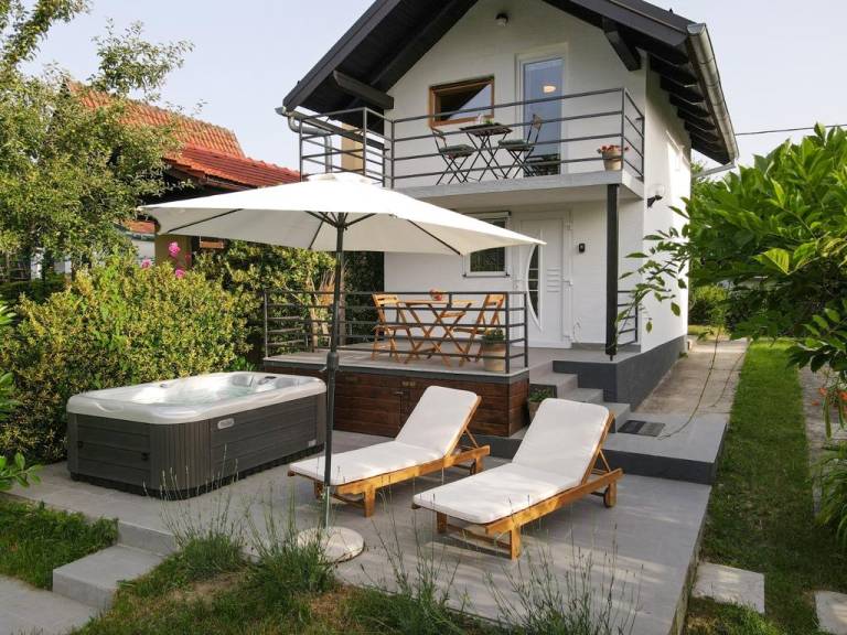 Ferienhaus in Donja Lomnica, Croatia, Kozjača, Kroatien f&uuml;r max. 4 Personen
