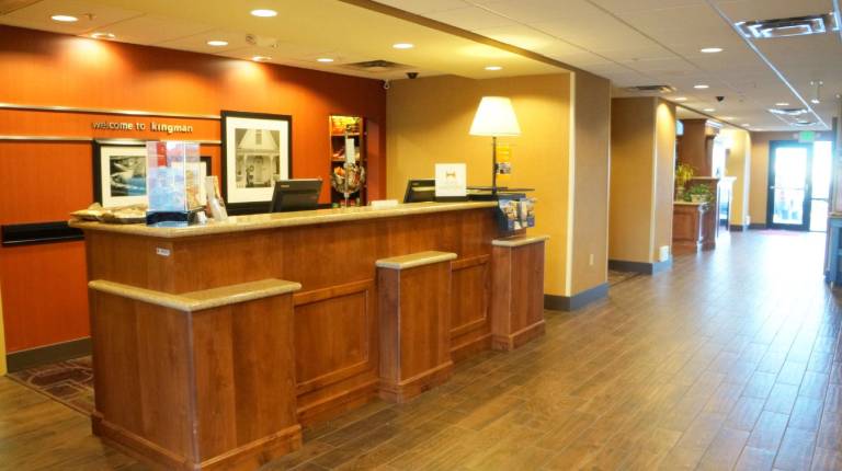 Hampton Inn & Suites Kingman — photo 5