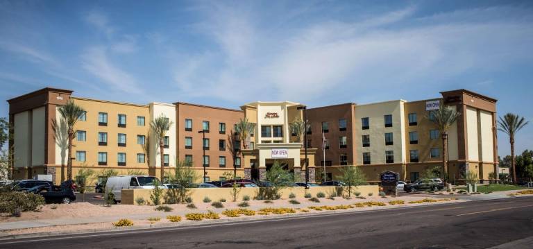 Hampton Inn & Suites Tempe/Phoenix Airport in Tempe, AZ