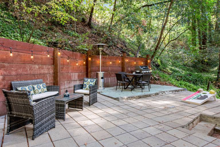 House Guerneville