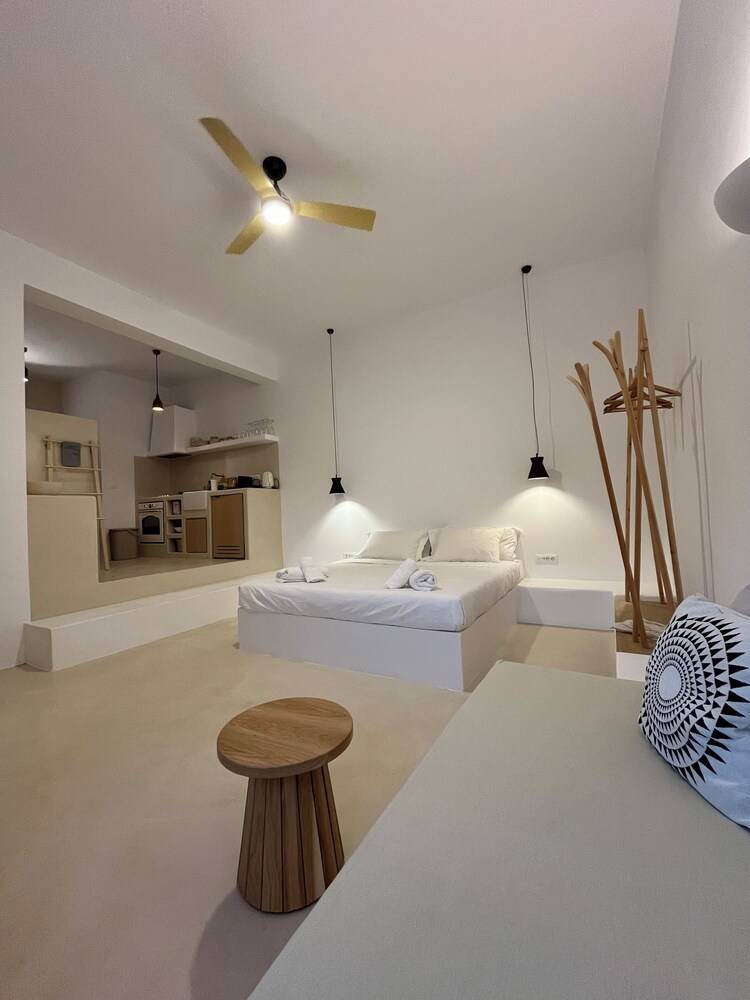 Aparthotel Io