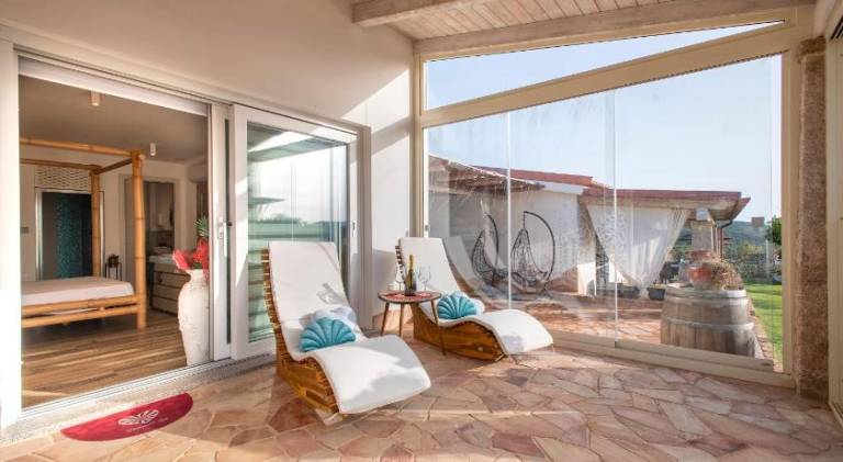 Villa with patio, sauna & hot tub — photo 4