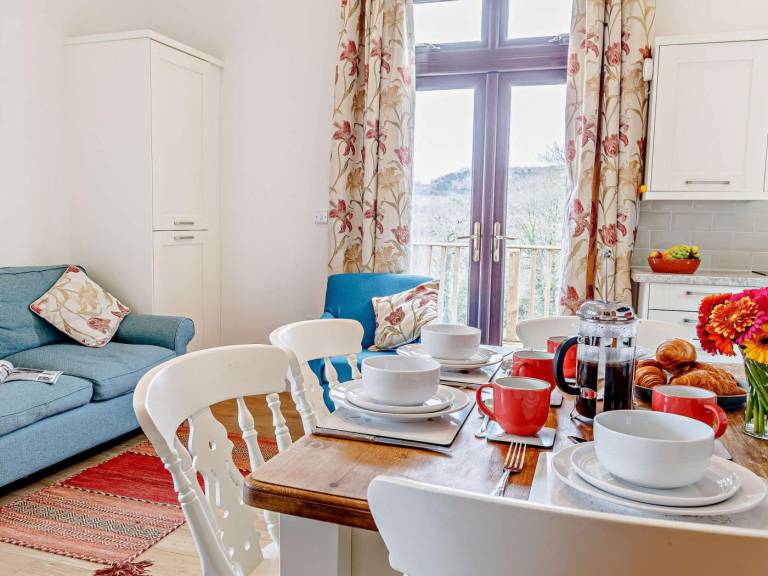 Fully equipped beautiful cottage with garden & jacuzzi | Dogs allowed — photo 3