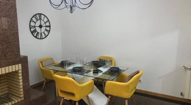Fully equipped wonderful rental apartment | Next to Monastery of Santa Cruz | Pets are welcome — photo 2