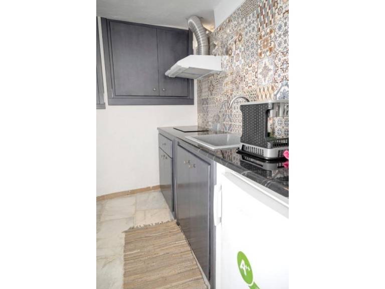 Holiday Home 'Seagull Syros Seaside' with Sea View, Private Terrace and Wi-Fi — photo 5