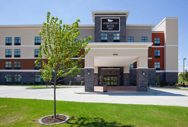 Homewood Suites by Hilton Davenport in Davenport, IA