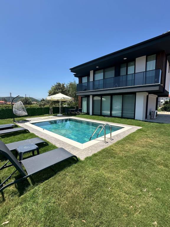 Willa Karaböğürtlen