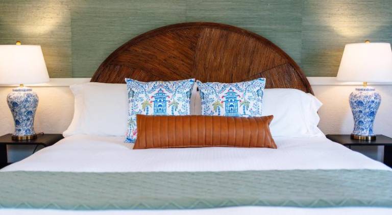 Swank Boutique Suites in Ashland, OR