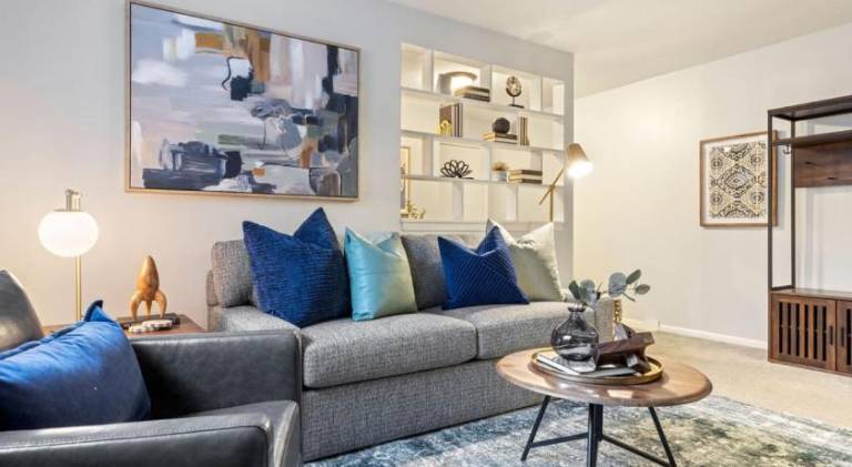 Apartment | Good for workation | Pet-friendly in Independence, OH