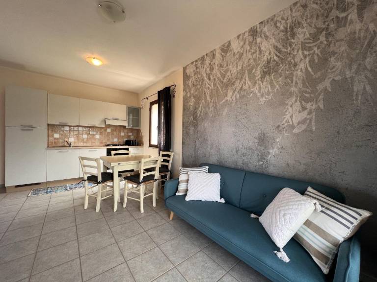 Apartment with 2 rooms for 5 persons — photo 2