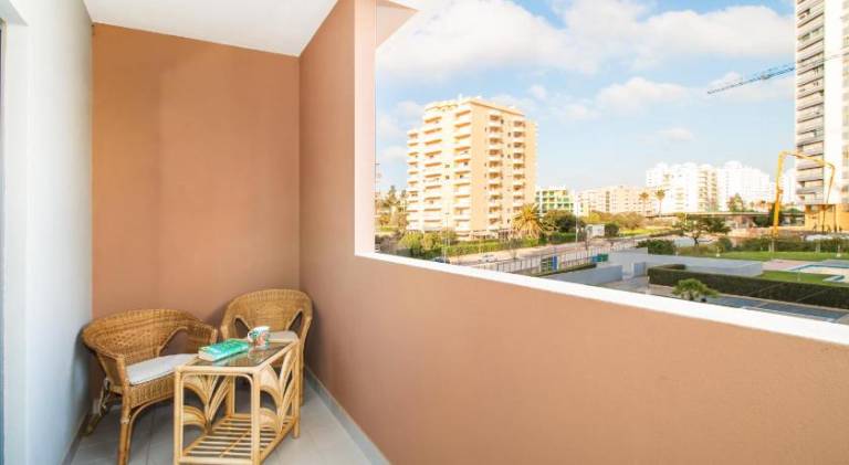Rental apartment with pool — photo 4