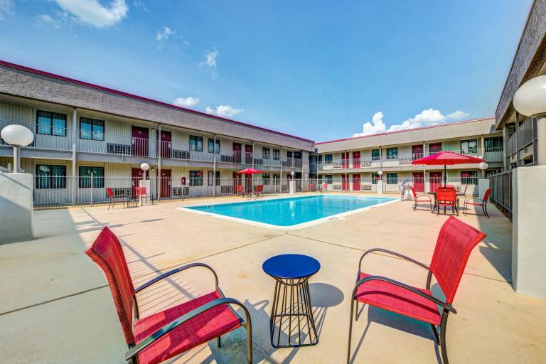 Red Roof Inn Lewisville — photo 2