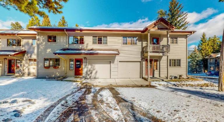 Vacation home with 3 rooms for 6 persons in Big Sky, MT