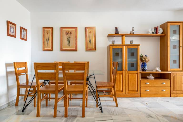 Pleasant rental apartment with patio, fast internet & pool | Garden view | Next to the beach | Dogs allowed — photo 5