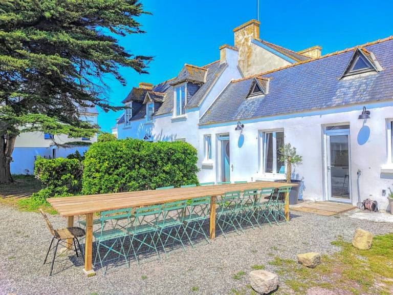 Vacation home with garden, barbeque & patio in Quimper