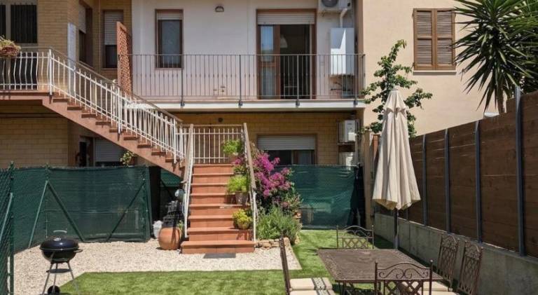 Holiday apartment with 1 room for 4 persons in Fermo