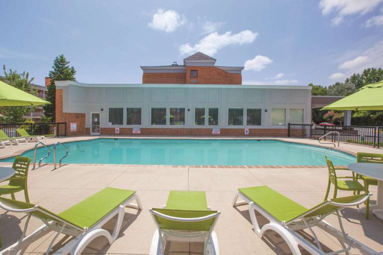 La Quinta Inn & Suites by Wyndham Williamsburg Historic Area — photo 2