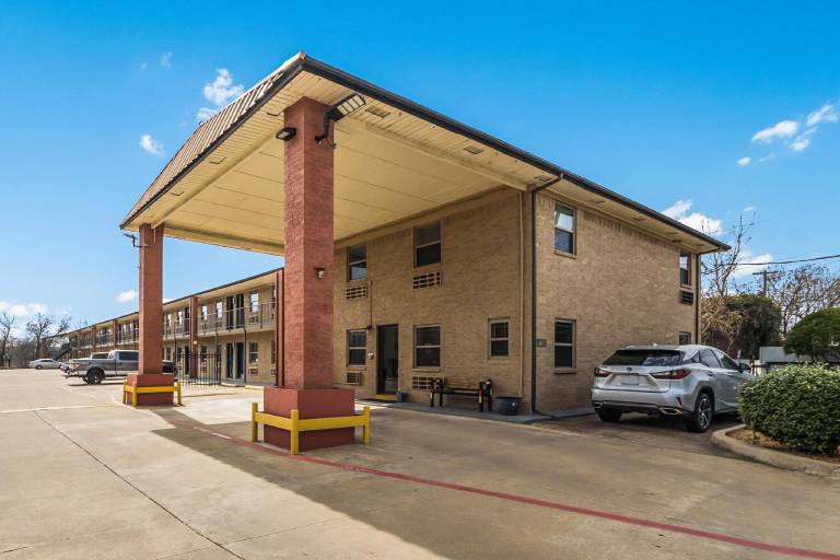 Motel 6 Dallas, TX in Dallas, TX