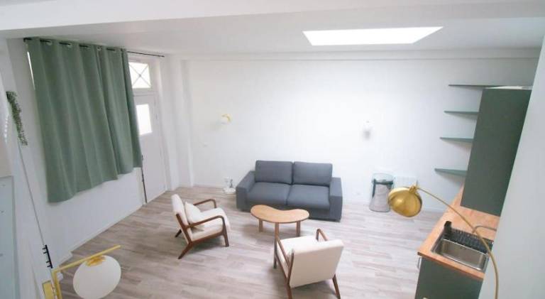 Pleasant holiday apartment | Pets allowed in Bagnolet