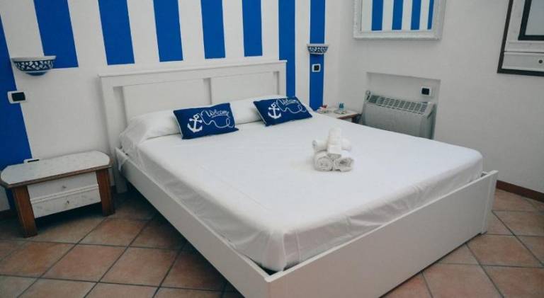 Holiday apartment with 1 room for 6 persons in Tramonti
