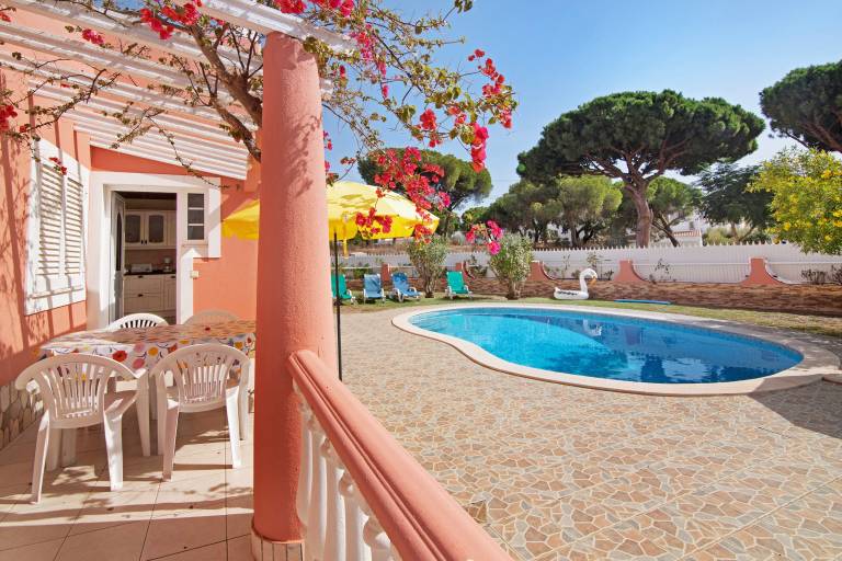 Villa 'Paraíso' with Private Pool, Wi-Fi, and Air Conditioning — photo 3